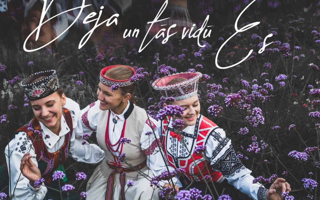 DEJA un tās vidū ES!