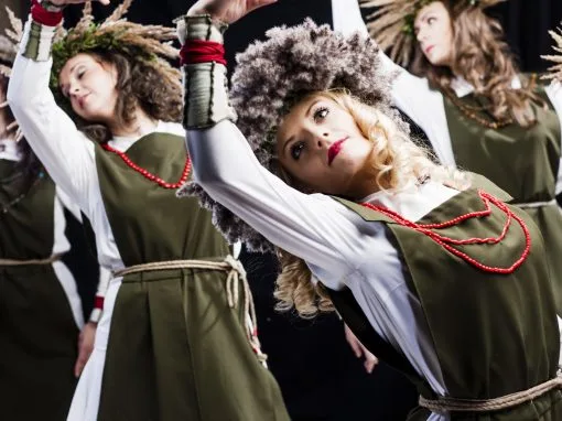 Deju uzvedums “Cieši, Cieši”, Daugavpils teātris, 2017.gads: